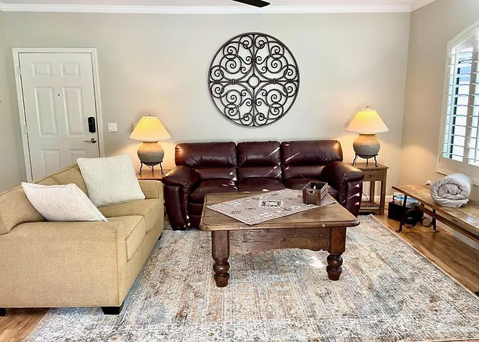 Luxury At The Signature 2 Bedrooms, 2 Mater * Scottsdale