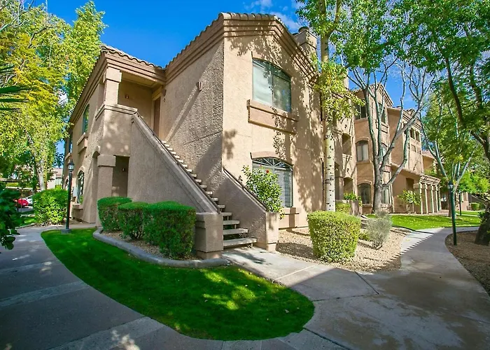 Luxury At The Signature 2 Bedrooms, 2 Mater Scottsdale